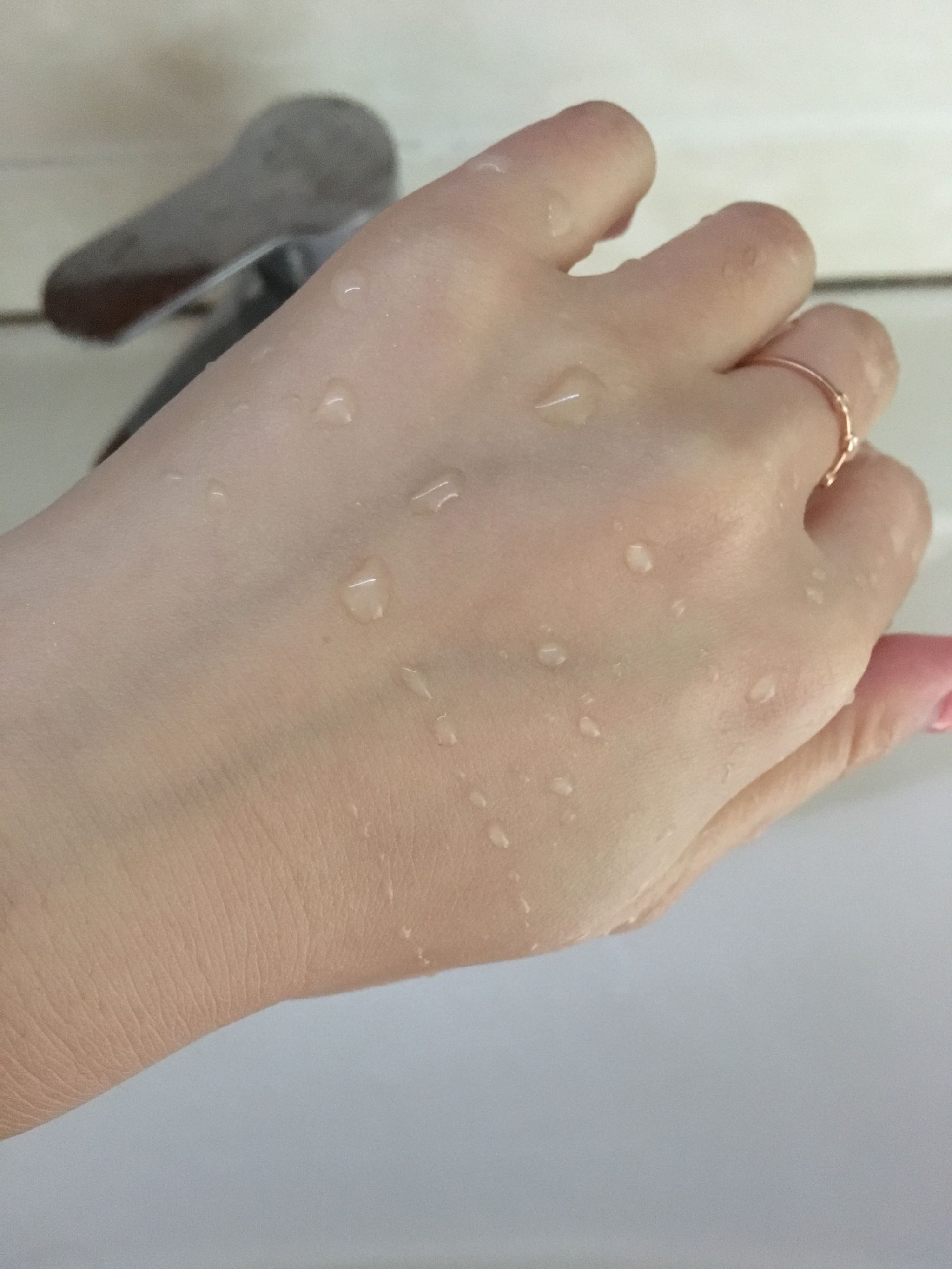 碧柔防晒霜防晒效果咋样,碧柔防晒霜和碧柔防晒乳