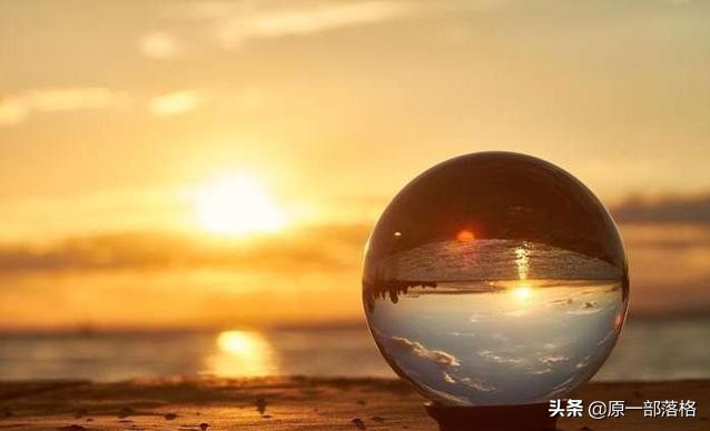 心理测试你第一眼看到是什么石头,心理测试4个花瓶你选哪一个