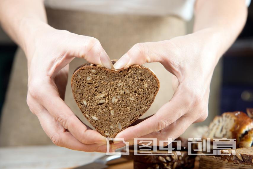 刚做好的面包怎样保存才能松软,面包怎样储存还能松软