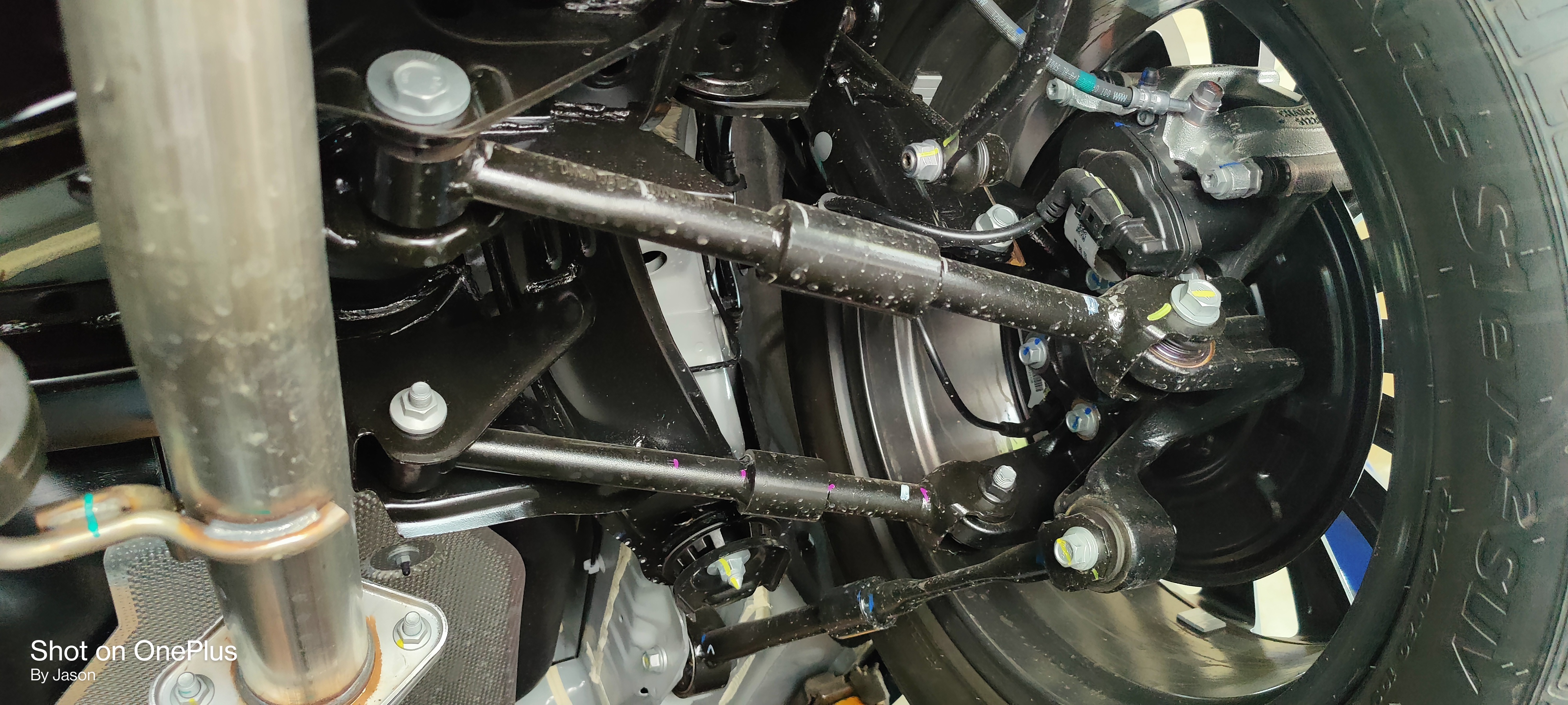 unik四驱底盘装甲,unik底盘装甲视频