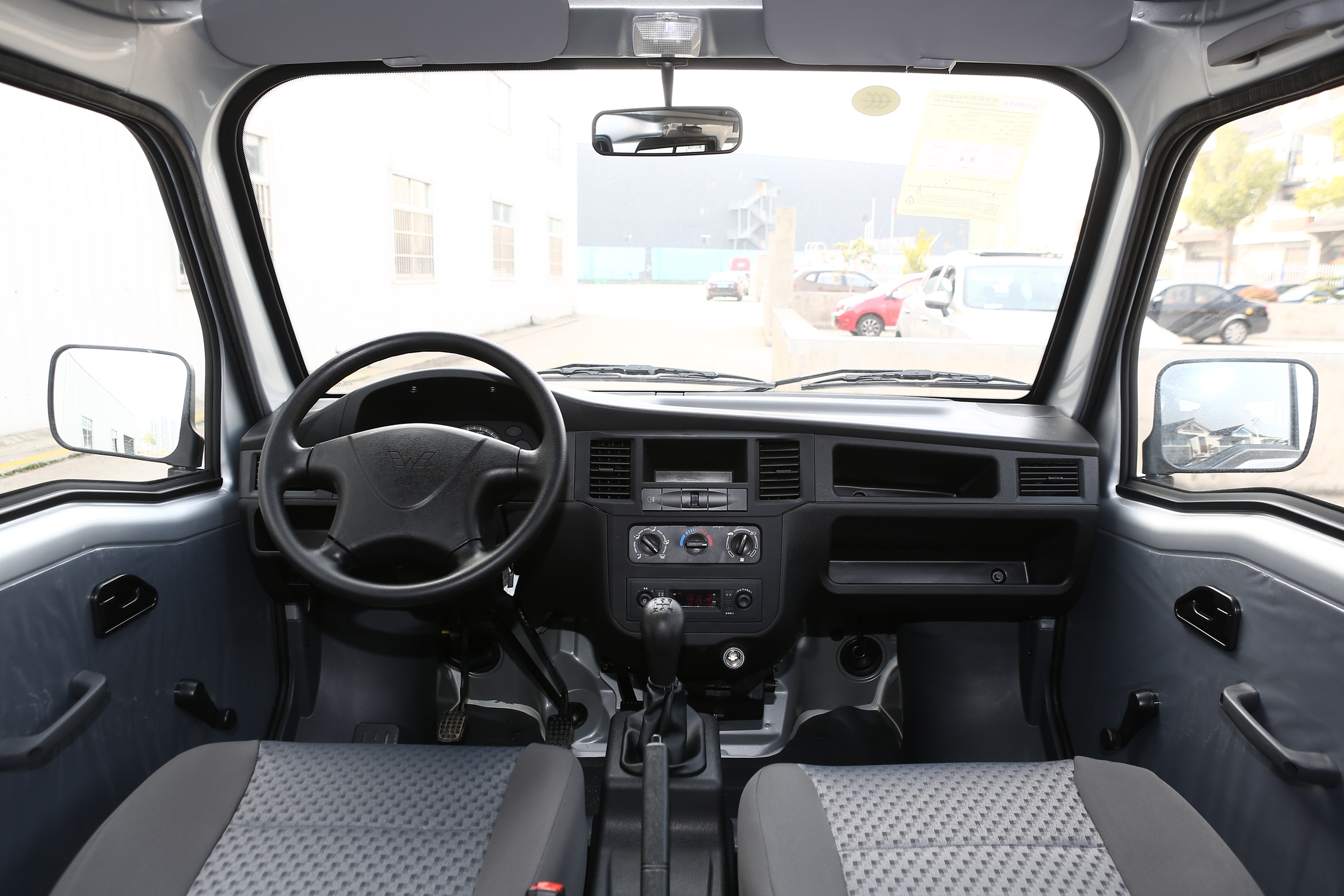 创业好伙伴五菱之光,十年的五菱之光值得入手吗