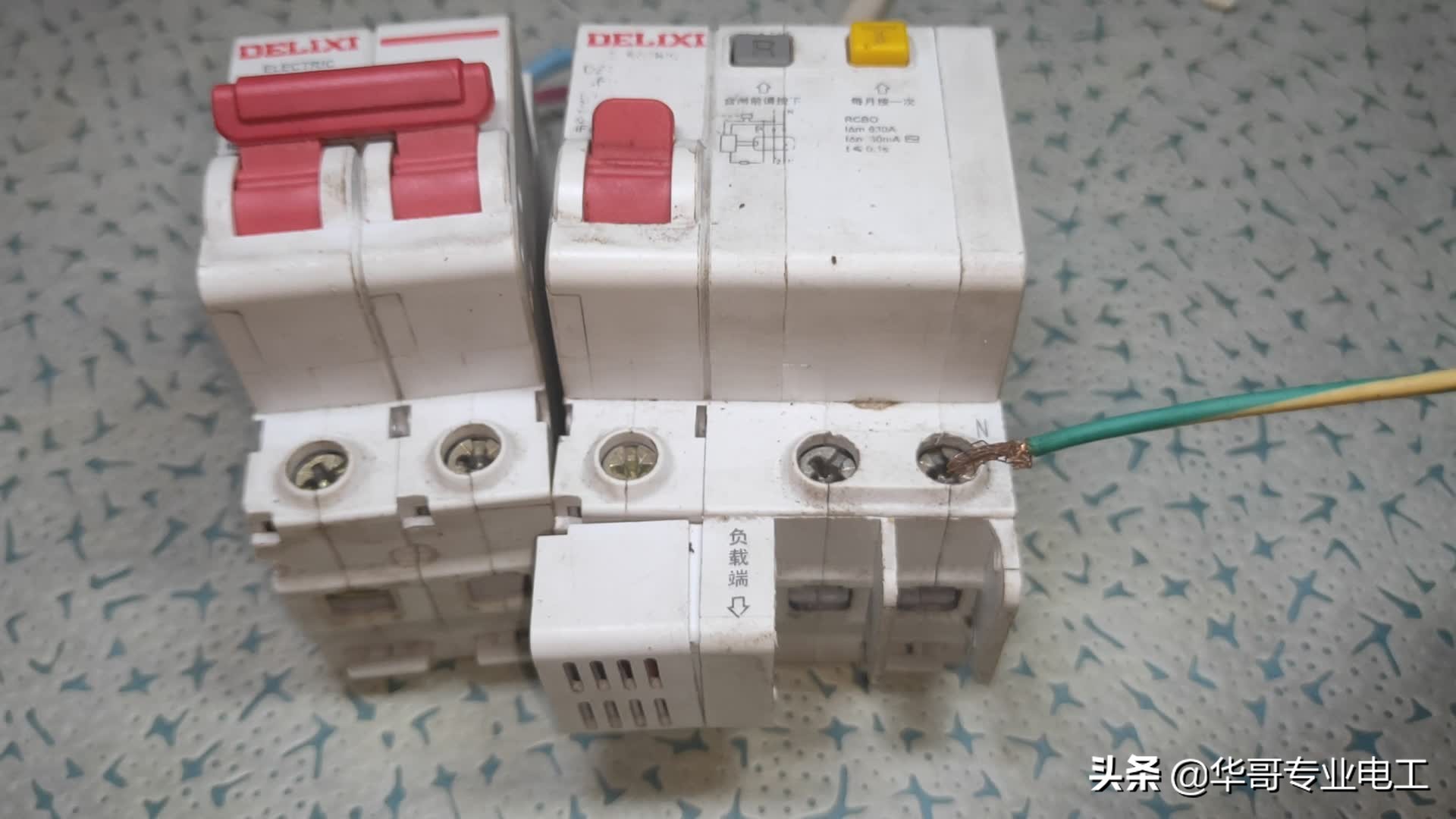 一插电器就跳闸电器坏了吗,电器一插就跳闸电工维修技巧