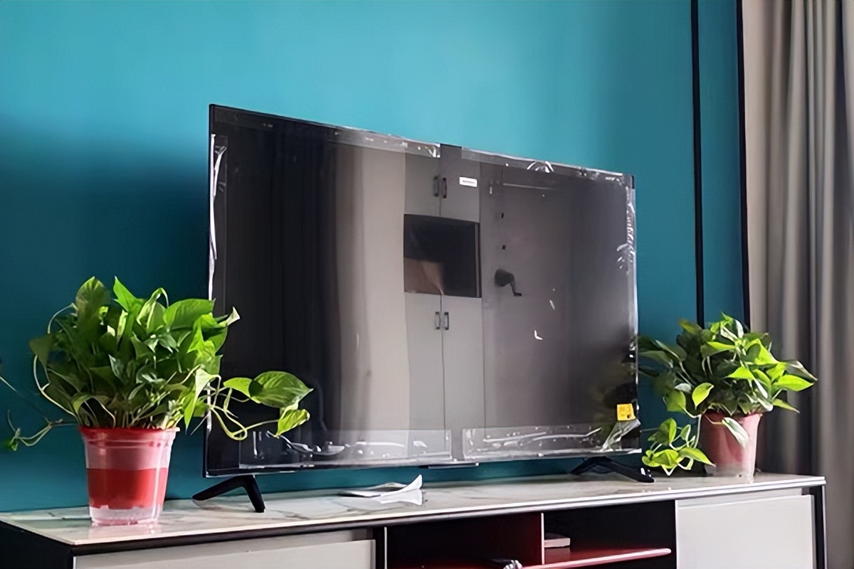 电视机故障维修大全屏幕一直闪烁,电视机闪一下黑屏有声音维修