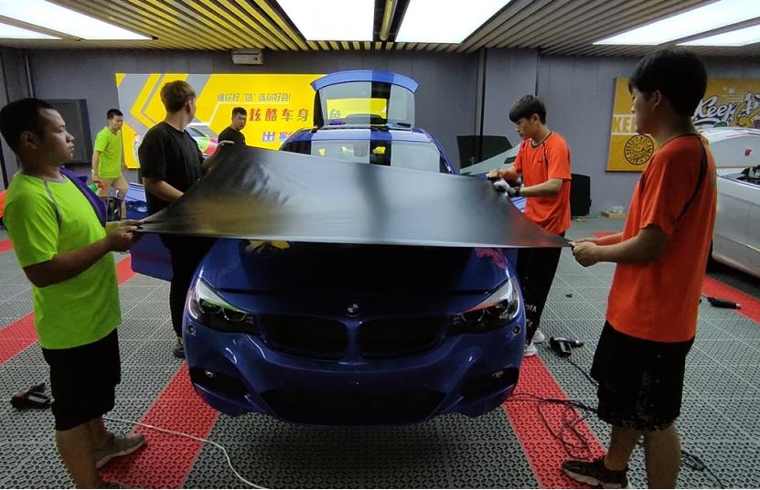 宝马三系320波尔蒂芒蓝改色,宝马3系波尔蒂芒蓝内配颜色