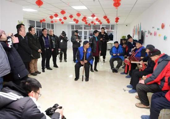 “官媒”既姓“官”，也姓“民”，官民都喜欢，才算做的好！