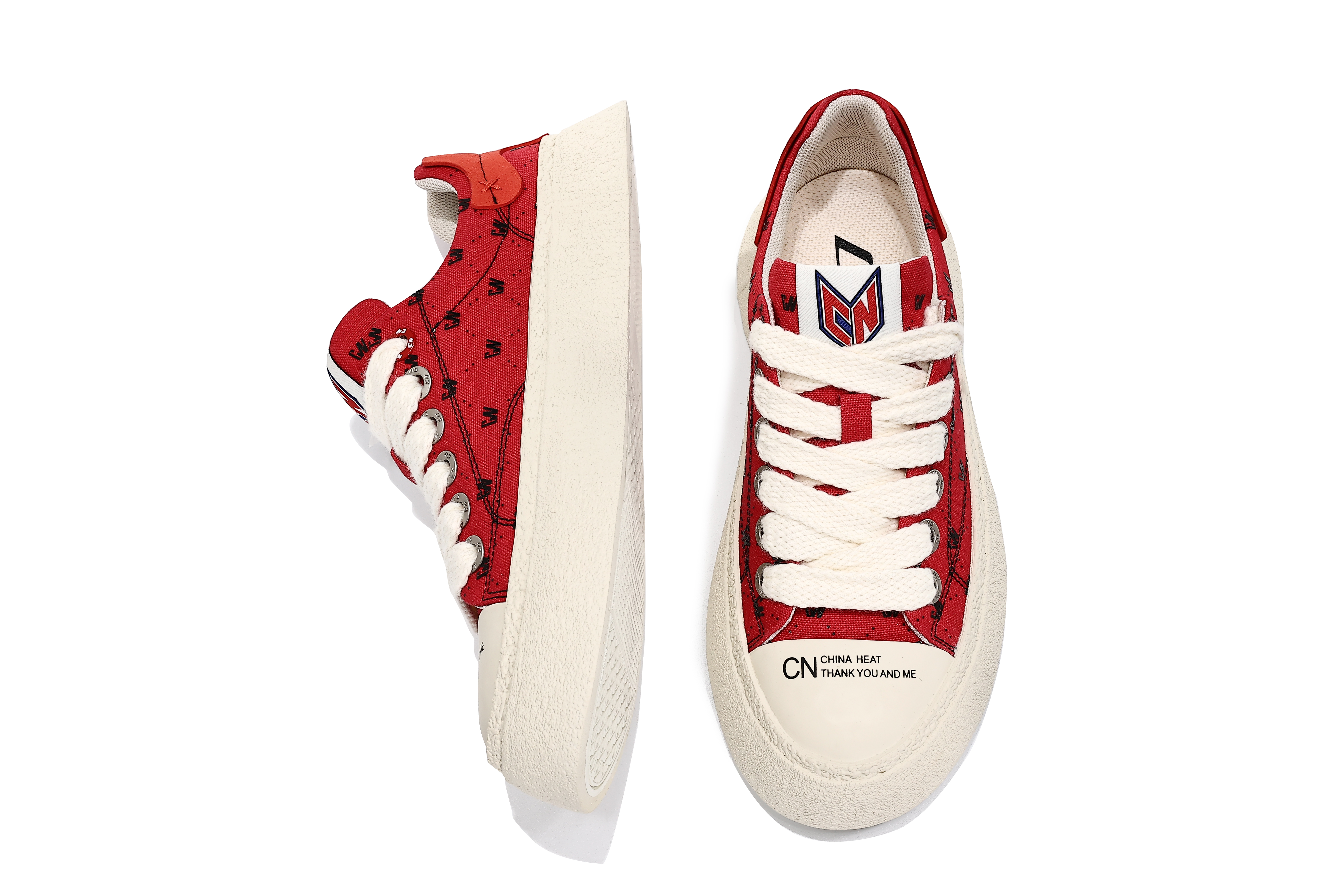 现在为什么这么多人喜欢穿帆布鞋,为什么现在很少有人穿帆布鞋