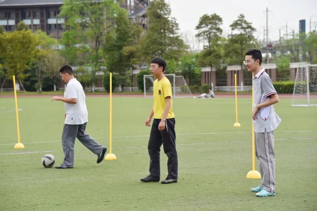 成都为明学校新津招生,新津为明学校可以学表演吗