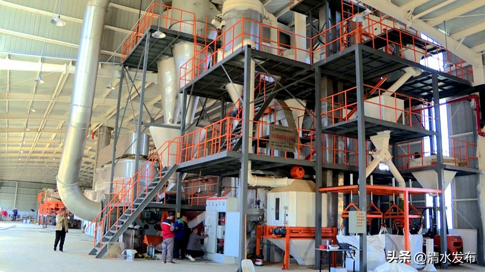 奋进新征程创造新伟业朗诵,高质量推进工业园区建设