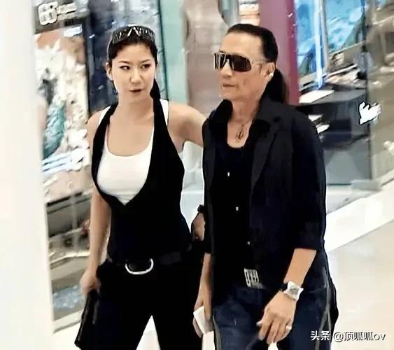 12对著名的“老夫少妻”演绎绝世童话！你相信爱情吗？