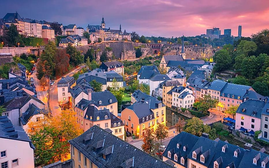 世界最富有的国家卡塔尔和卢森堡,卡塔尔和新加坡哪个国家富有