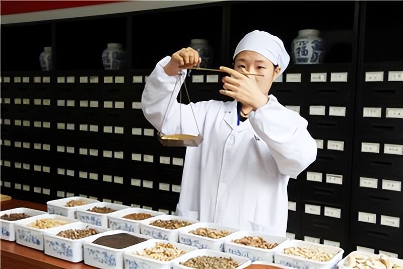 学日语的文科生就业前景好的专业,文科生美术生报考什么专业好就业