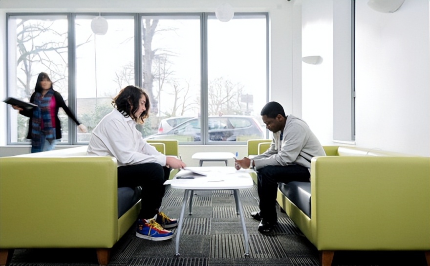 英国伦敦金斯顿大学名校探访,金斯顿大学在哪