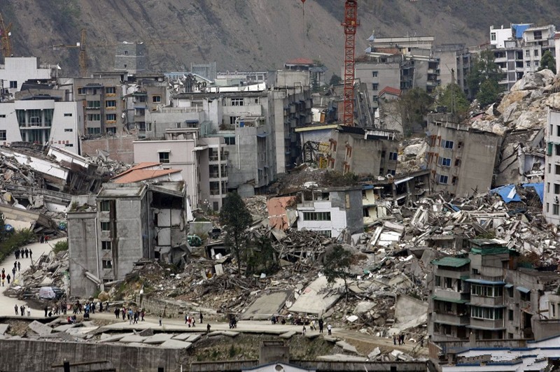 10年前的汶川照片,地震前和地震后的汶川县城老照片