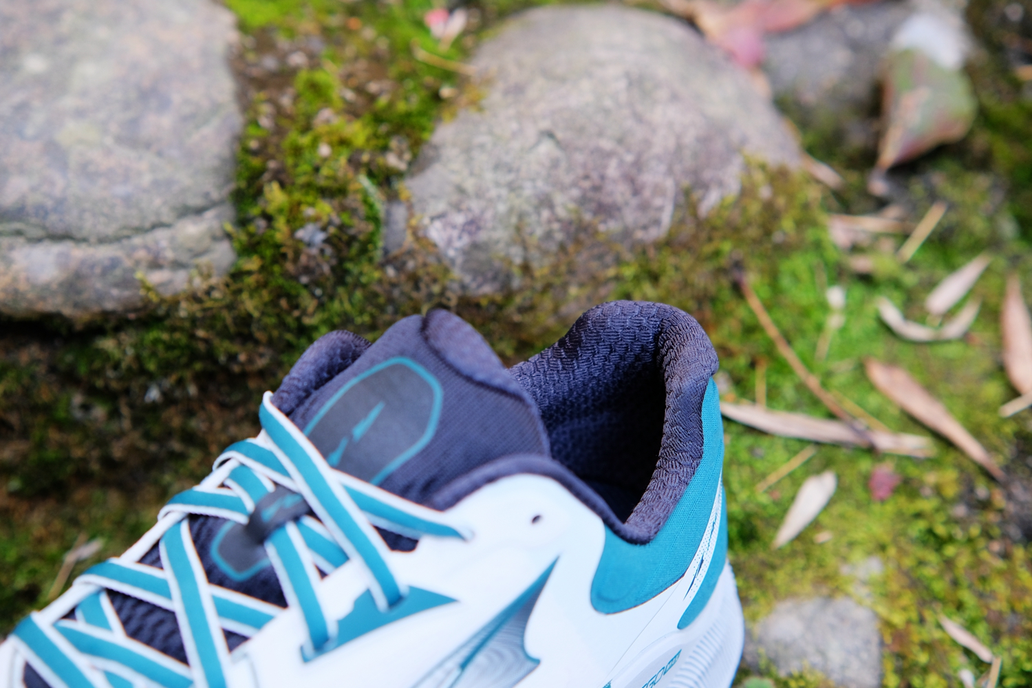 2023超强推进力跑鞋,奥创paradigm跑鞋评测