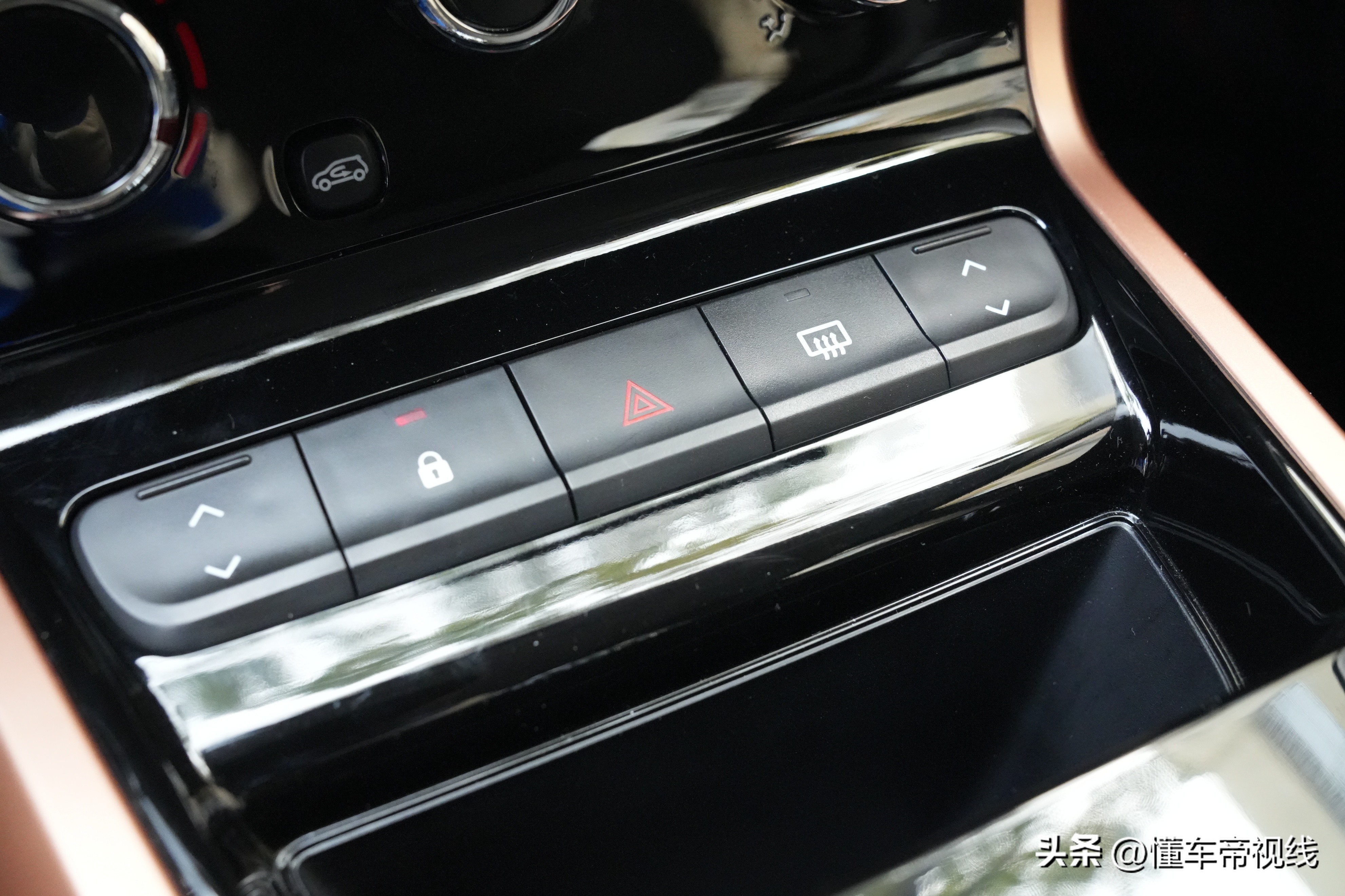 东风纯电小型suv纳米box怎么样,东风纳米box新能源最真实车评测