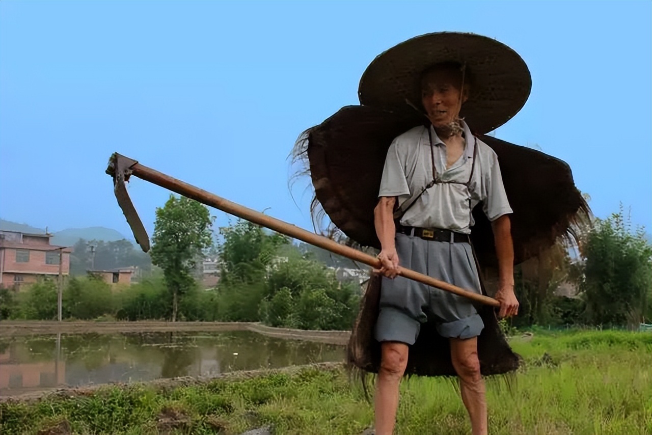 客家农村农具老物件,农村老物件斗笠蓑衣