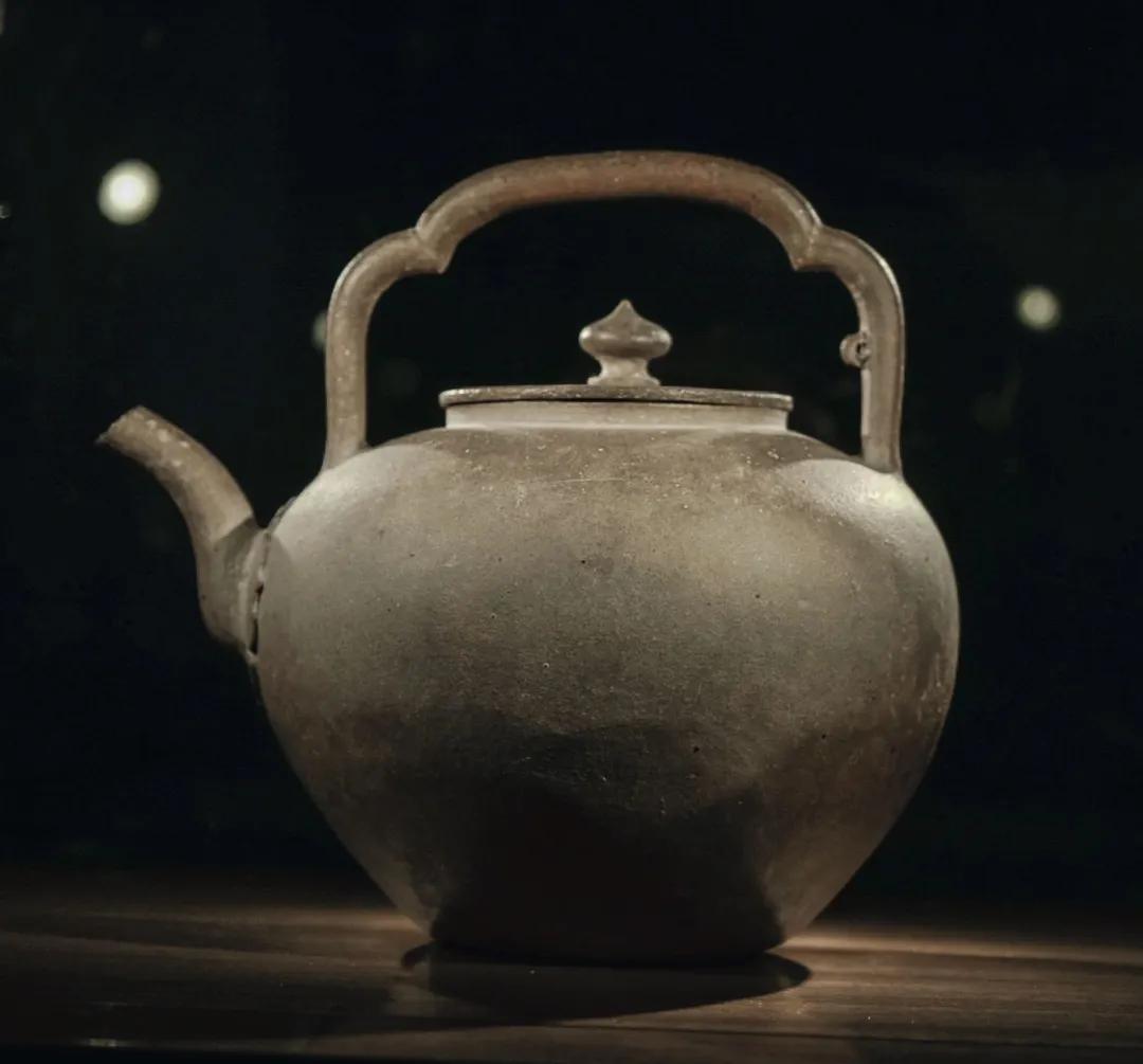 公认五大经典紫砂壶型,紫砂名家提梁壶图片