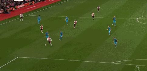 6-1!6-0!2-1!足坛疯狂1夜:多特大胜曼城横扫C罗世界波率队绝杀