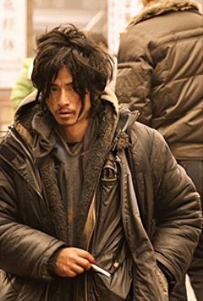 五个因网络而爆红的普通人，有人敛财手段恶劣，有人成为励志女王