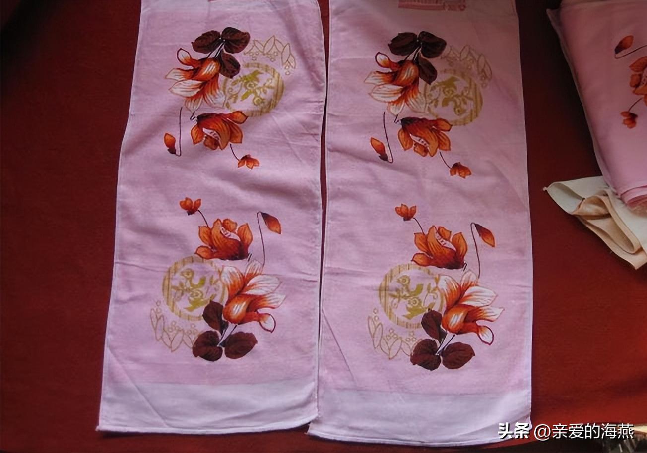 七八十年代供销社里的打酱油、雪花膏、搪瓷缸子，全是当年的味道