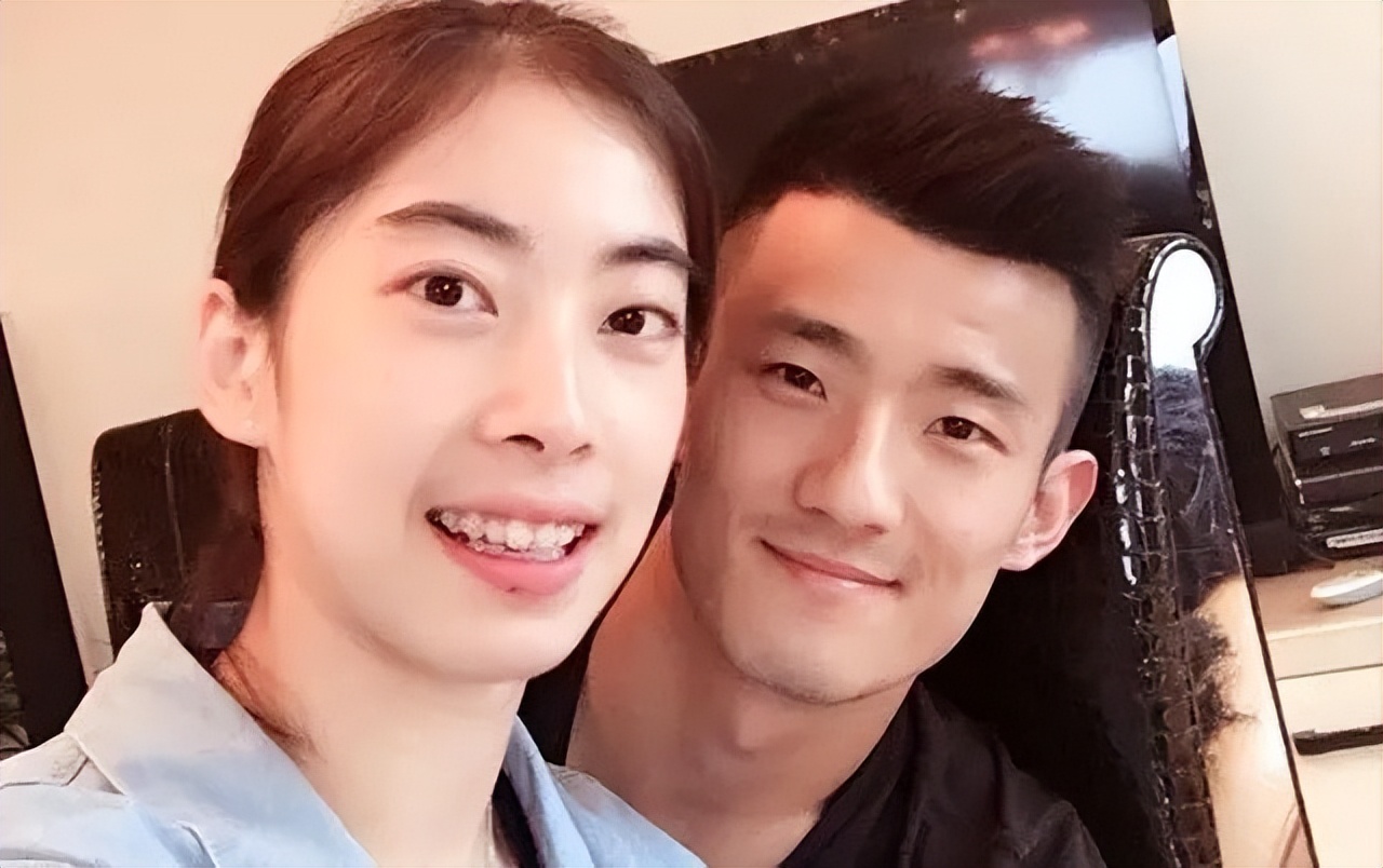 王适娴谌龙17岁,王适娴几岁和谌龙在一起的