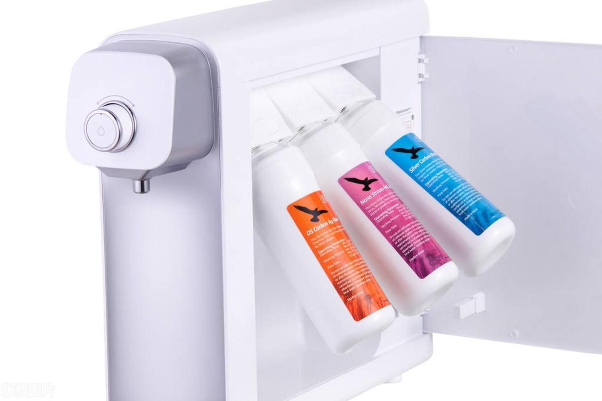 本地一体化净水器欢迎选购,家用挂机净水器怎么选购