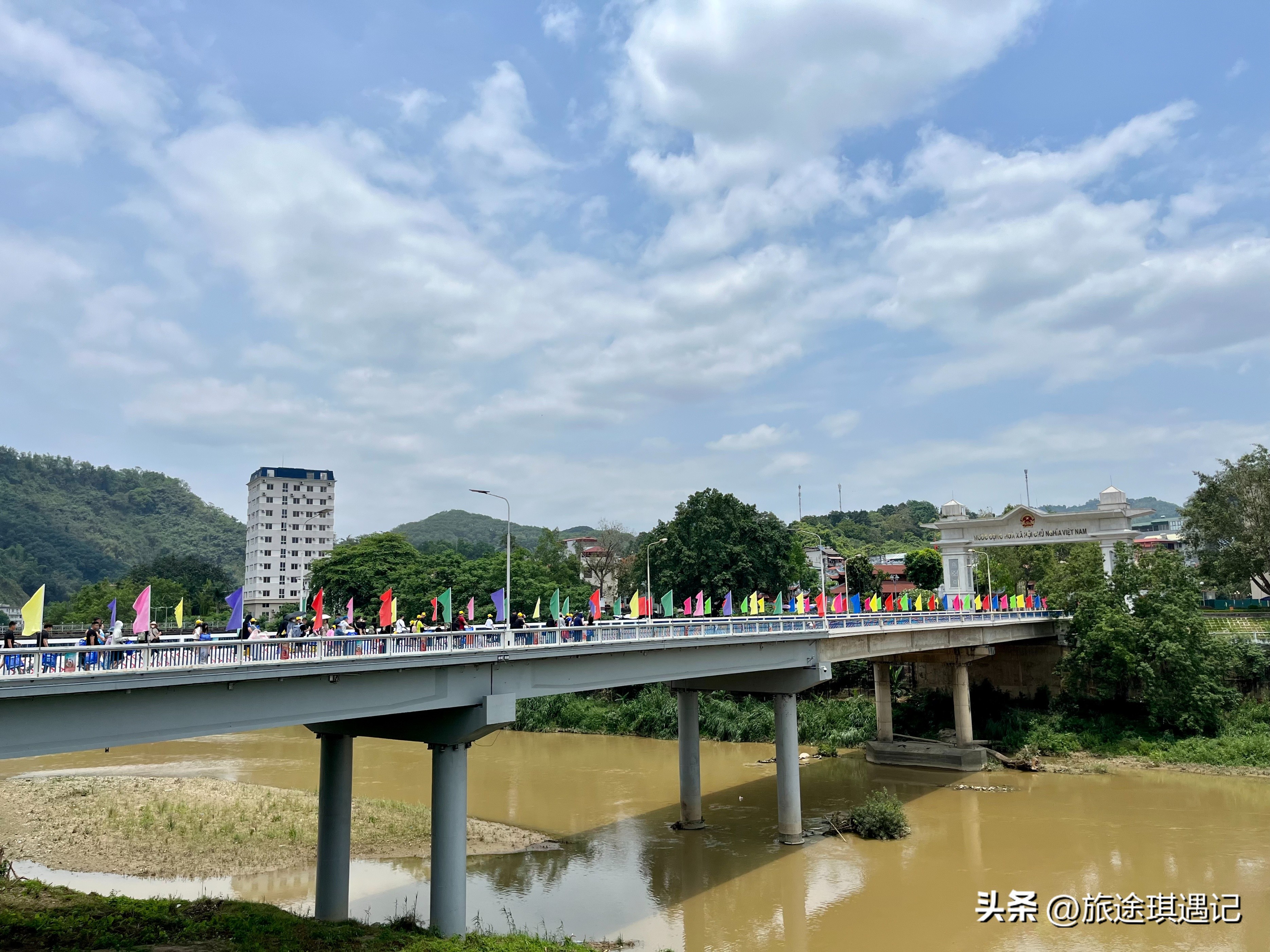 中越边境越南人和中国人,中越边境城市越南人生活