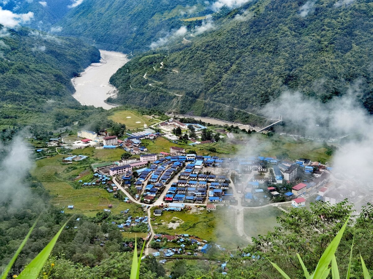 墨脱秘境的蚂蝗山图片,墨脱蚂蝗怎么对付