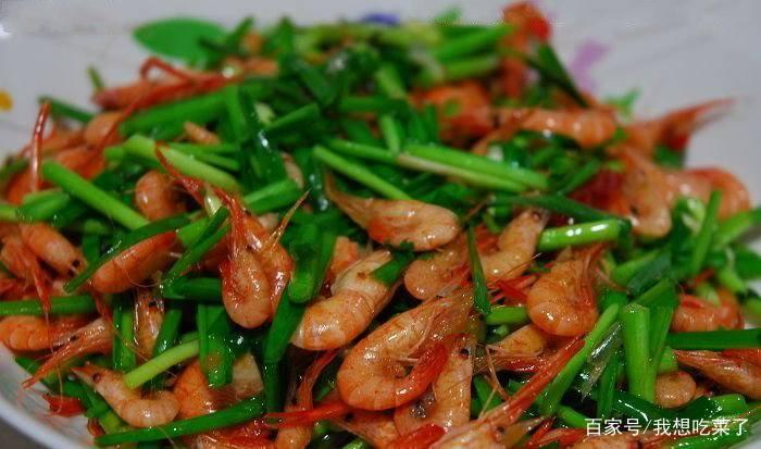 韭菜炒河虾怎么做才好吃,河虾的家常做法韭菜炒河虾