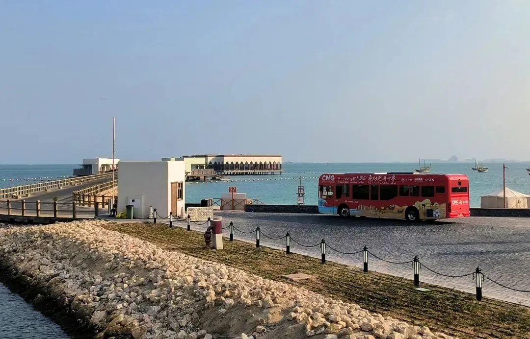 宇通客车服务卡塔尔,宇通客车卡塔尔订单