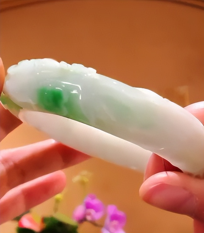 手镯不容易变形买哪种的好点,手镯买的太小戴不进去怎么办