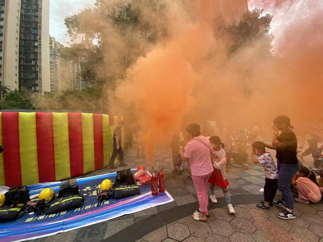 成都高新区中和街道化龙社区,社区防火防盗防诈骗宣传通告