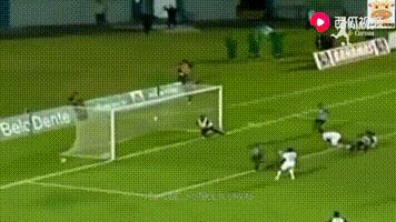 盘点足坛的搞笑迷惑瞬间,世界足球史上最搞笑的瞬间