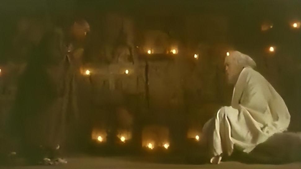 知者不言，言者不知。惠可一言不发何以获得达摩衣钵？