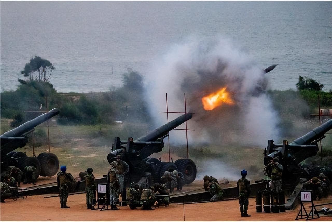 这份点“*独台**”36次名的白皮书，首次未提不派*队军**和行政人员驻台