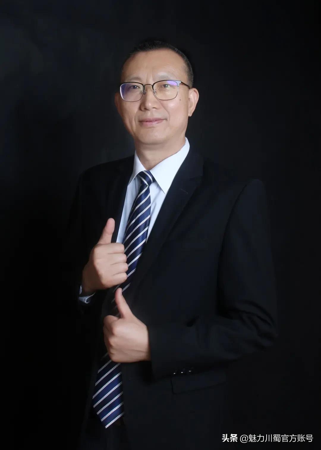 绵阳外国语学校李俊老师,绵阳外国语学校历史老师