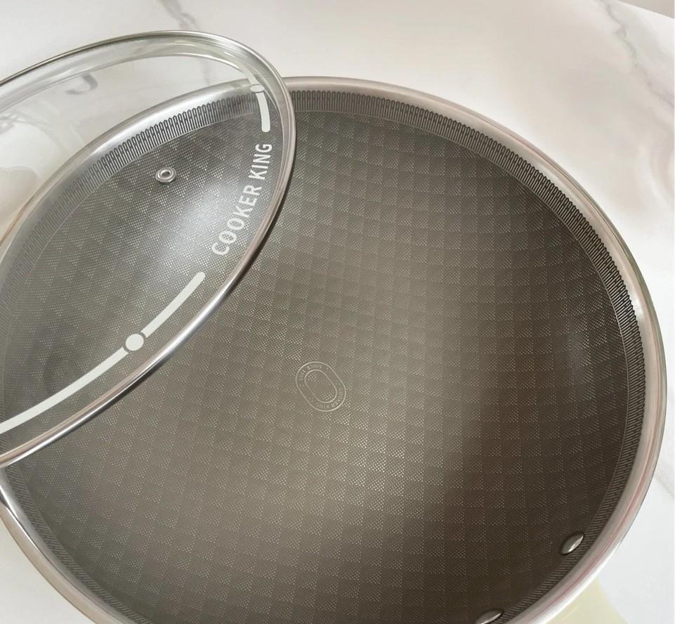 不沾锅VS铁锅：选购厨具大揭秘