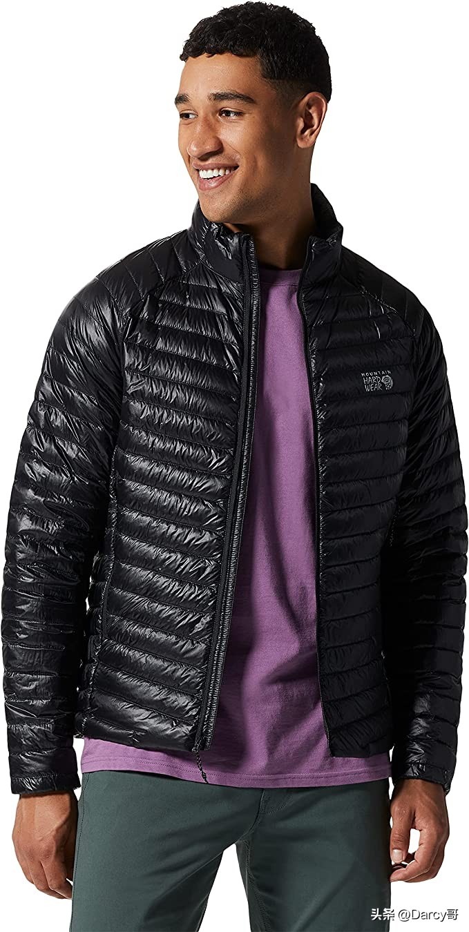 北面羽绒服和冲锋衣价格差不多,羽绒服推荐和北面差不多的牌子