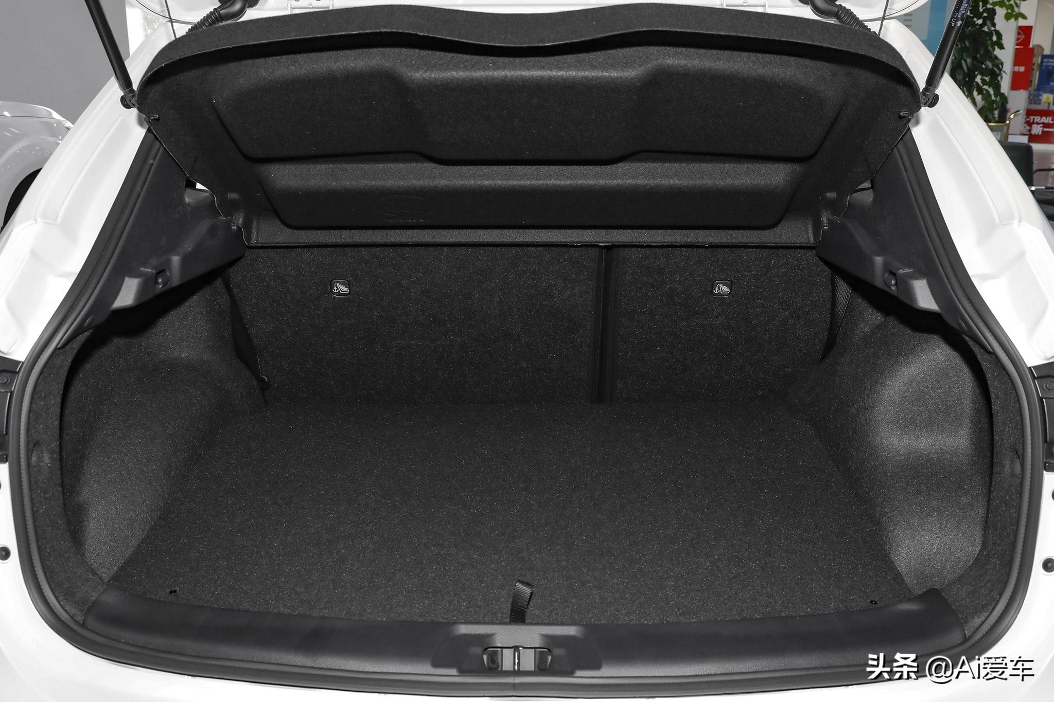 2017日产逍客2.0自动挡suv,大排量低油耗的家用轿跑