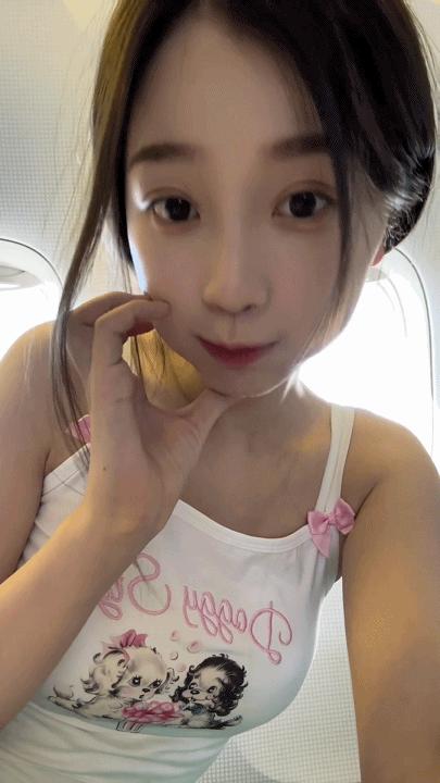 娜扎穿搭牛仔裤,娜扎穿牛仔裤显不出长腿