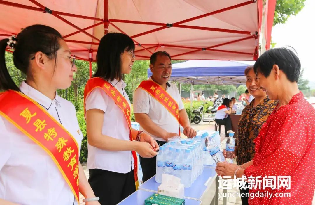 运城高考志愿咨询服务电话,高考志愿服务活动简报