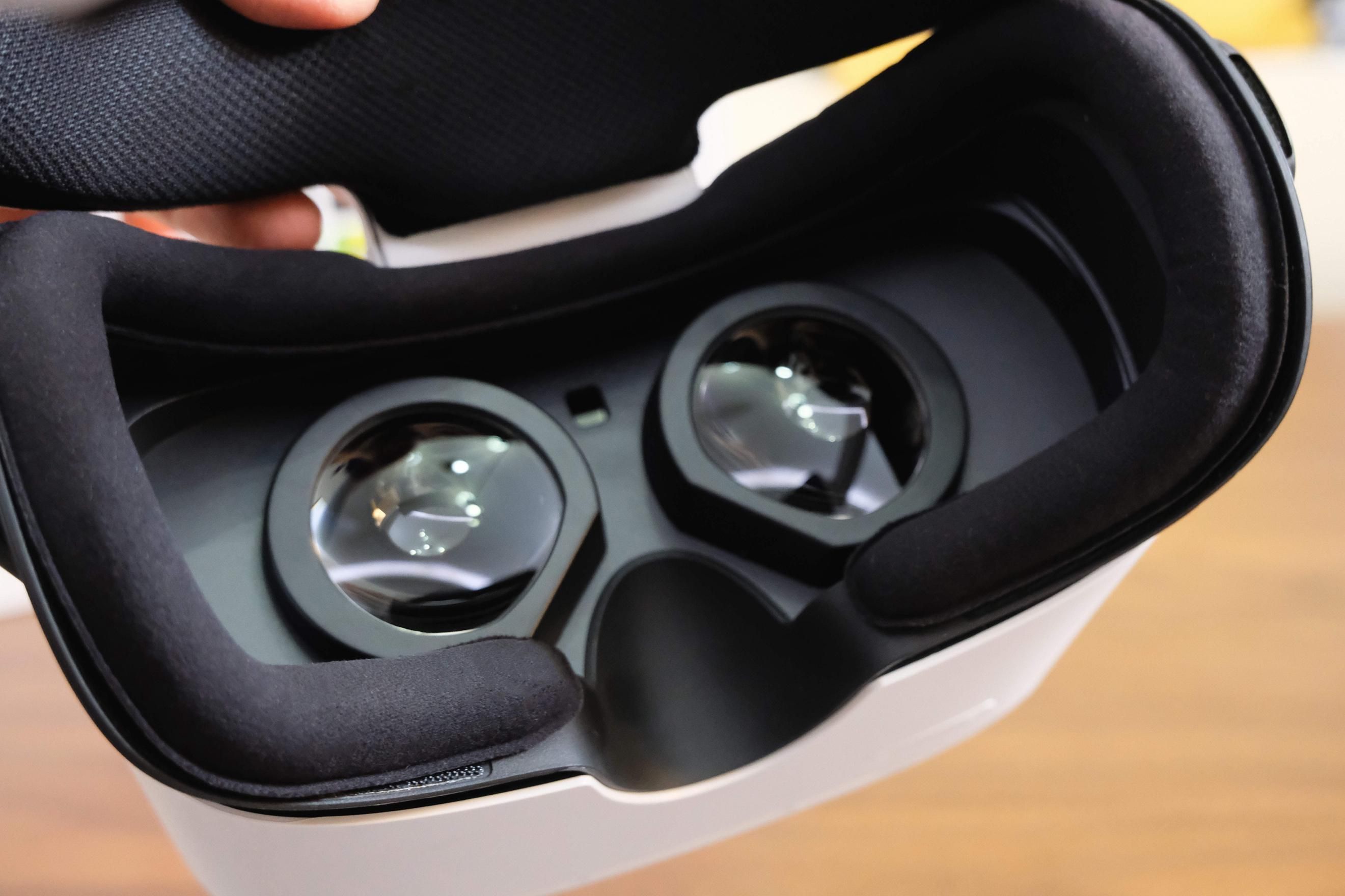 爱奇艺奇遇vr一体机测评,1999元爱奇艺发布奇遇dreamvr一体机