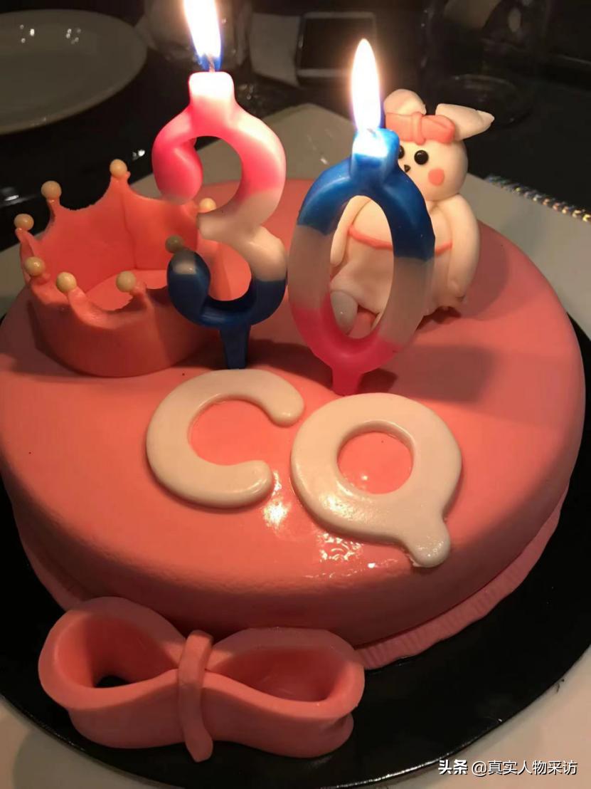 我80后浙江人，和老公在希腊创业，有1000平店铺，计划50岁前回国