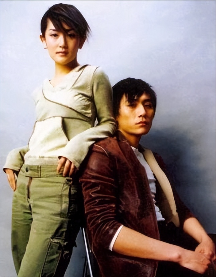 嗑着瓜子领了华表奖，走出谢娜的阴影，这一次刘烨没有遗憾了！