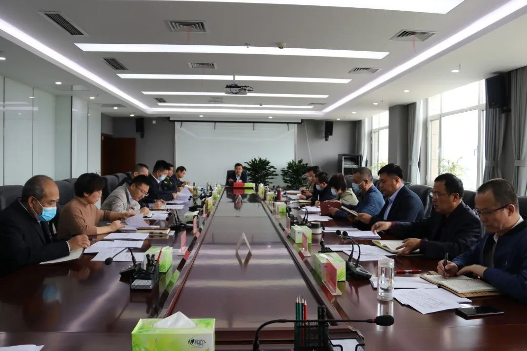 坚守廉洁底线弘扬清风正气,坚持正风肃纪树牢廉洁自律新风气