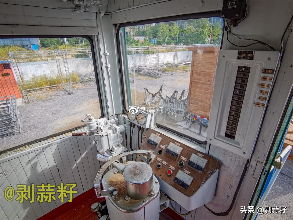 大连甘井子煤码头老货运电车小探