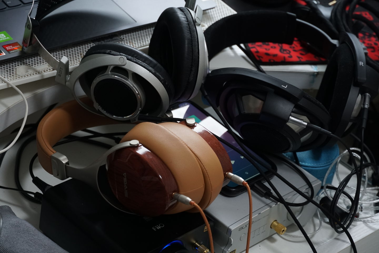 想起哪个就写哪个：2022上半年，中国市场高音质耳机观察与图鉴