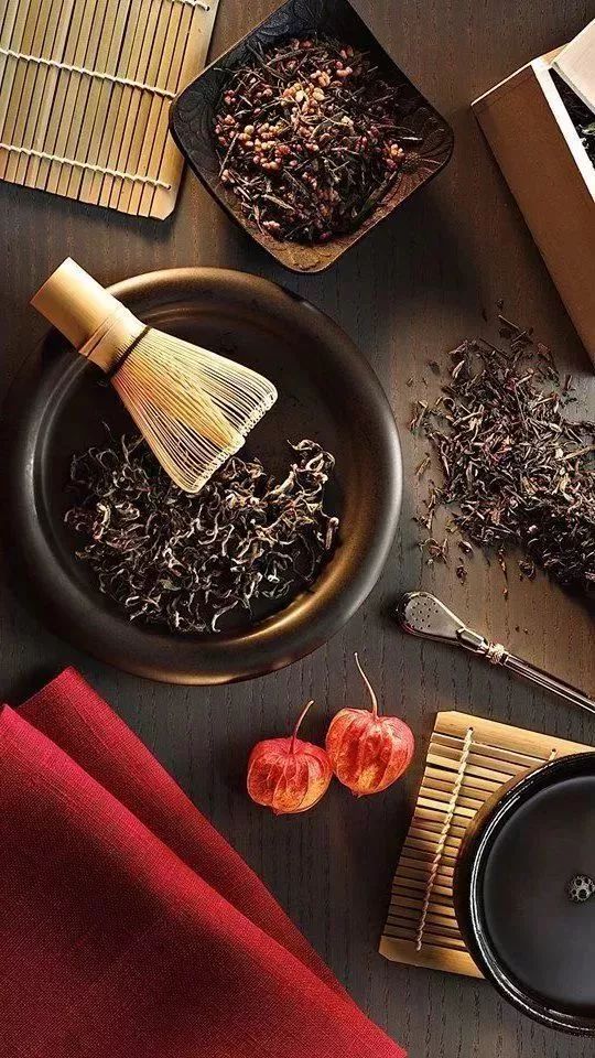 喝茶剩下的茶叶渣有什么用,爱喝茶的朋友请注意