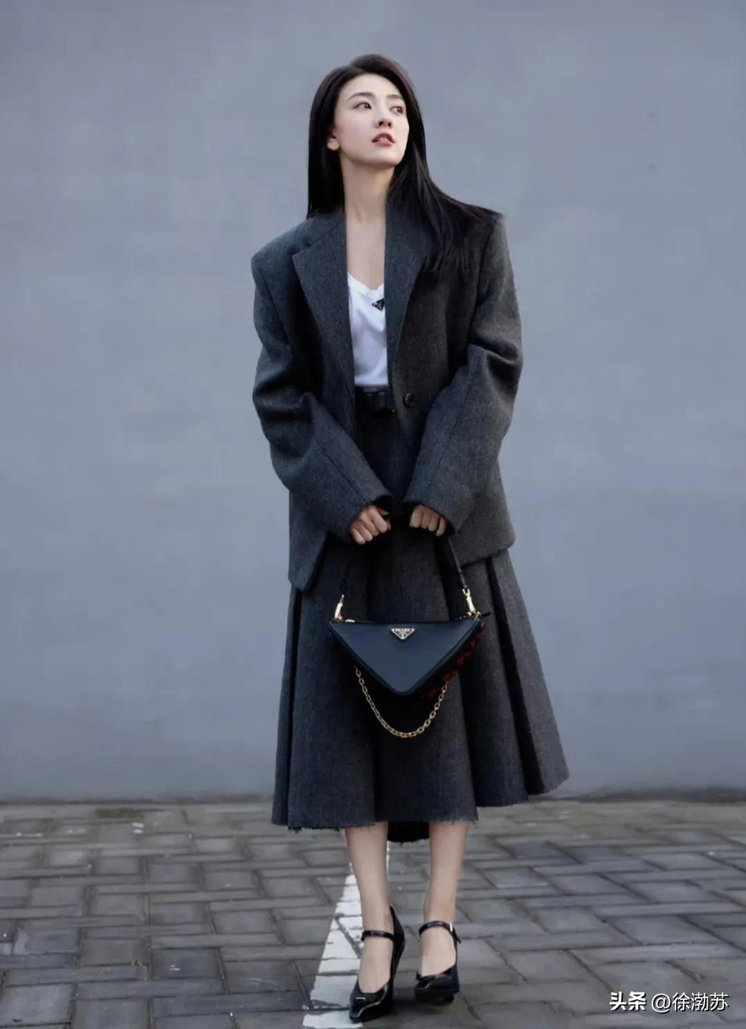 梁洁喜欢一个人,梁洁谈喜欢一个人一定要表白吗