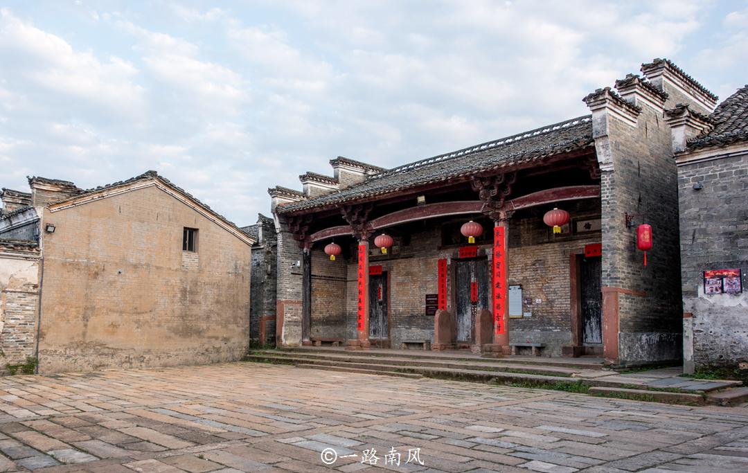 江西第二大城市吉安，面积相当于深圳的12.68倍，风光灵秀少人来